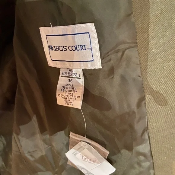 KINGS COURT 46”Tall BLAZER EE - Picture 4 of 6